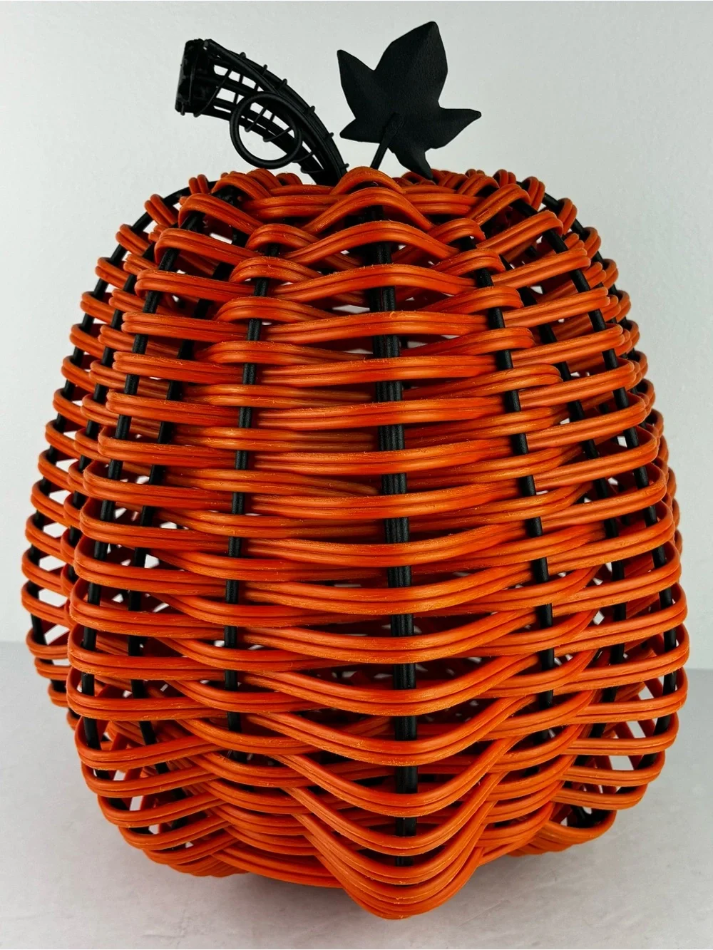 Longaberger On the Veranda Retired Large Indoor/Outdoor Pumpkin